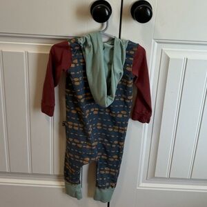 Rags to Raches Long Sleeve Romper with Hood 18-24M